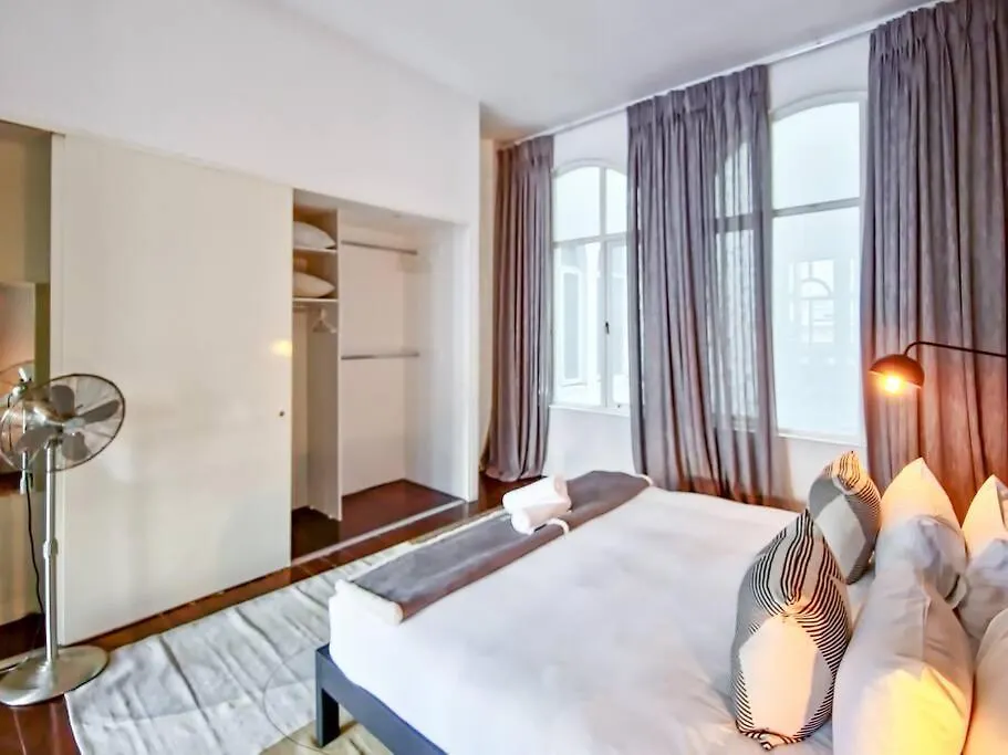 New York Style Apartment With The City Life! Cape Town South Africa
