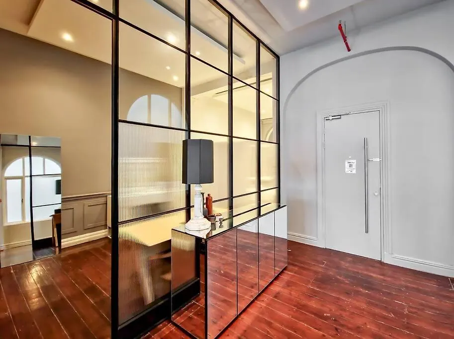 New York Style Apartment With The City Life! Cape Town