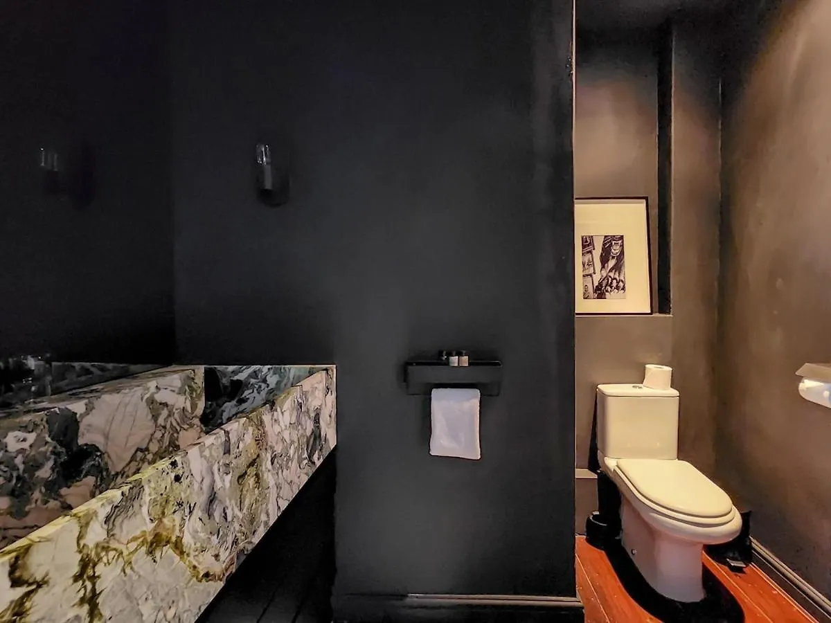 New York Style Apartment With The City Life! Cape Town South Africa